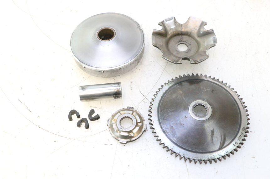 photo de VARIATEUR PIAGGIO LIBERTY IGET 4T 50 (2021 - 2025) - État de surface