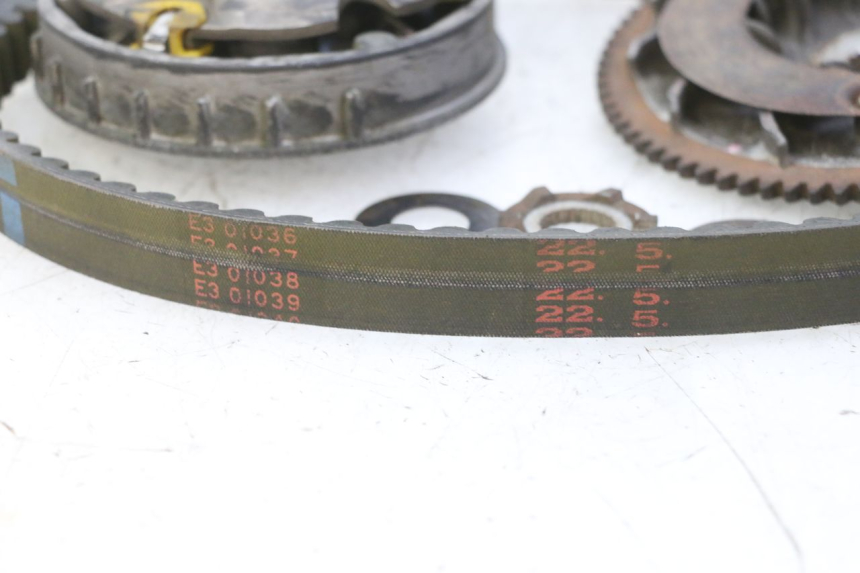 photo de VARIATEUR PIAGGIO LIBERTY 125 (1998 - 2008) - Zoom état d’usage