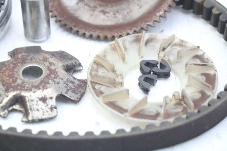 photo de VARIATEUR KYMCO LIKE 4T 50 (2009 - 2018) - État de surface