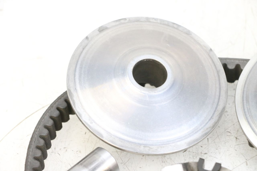 photo de VARIATEUR KYMCO LIKE 125 (2009 - 2016) - Gros plan technique