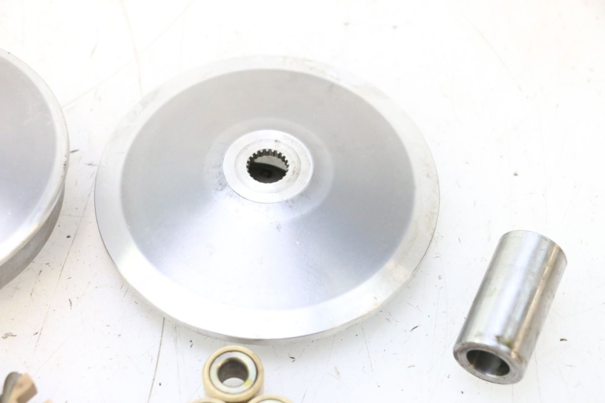 photo de VARIATEUR PEUGEOT LUDIX 50 (2008 - 2017) - Gros plan technique