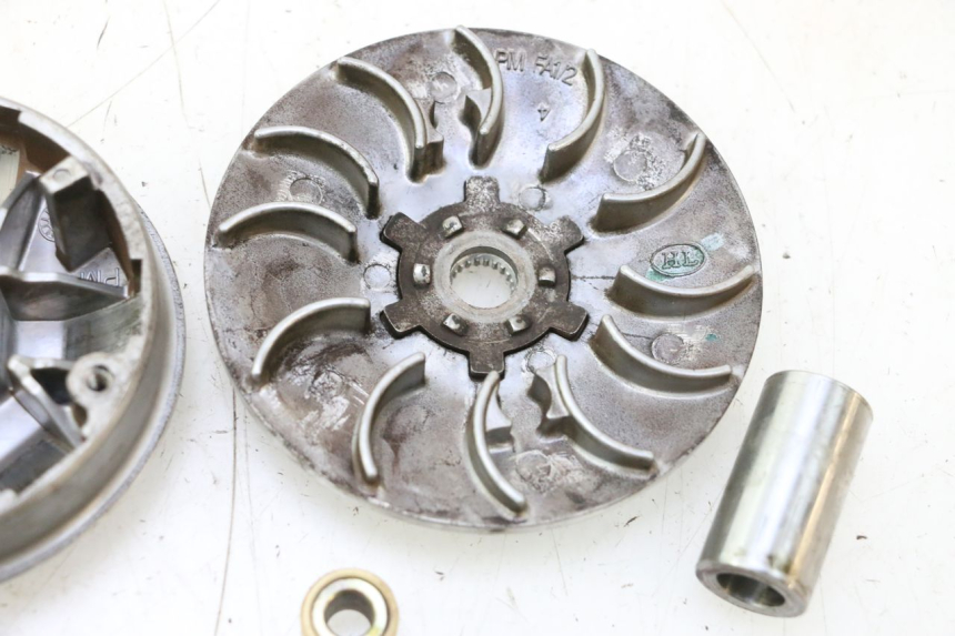 photo de VARIATEUR PEUGEOT LUDIX 50 (2008 - 2017) - État de surface