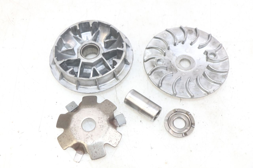 photo de VARIATEUR SYM MIO 50 (2011 - 2017) - Vue principale