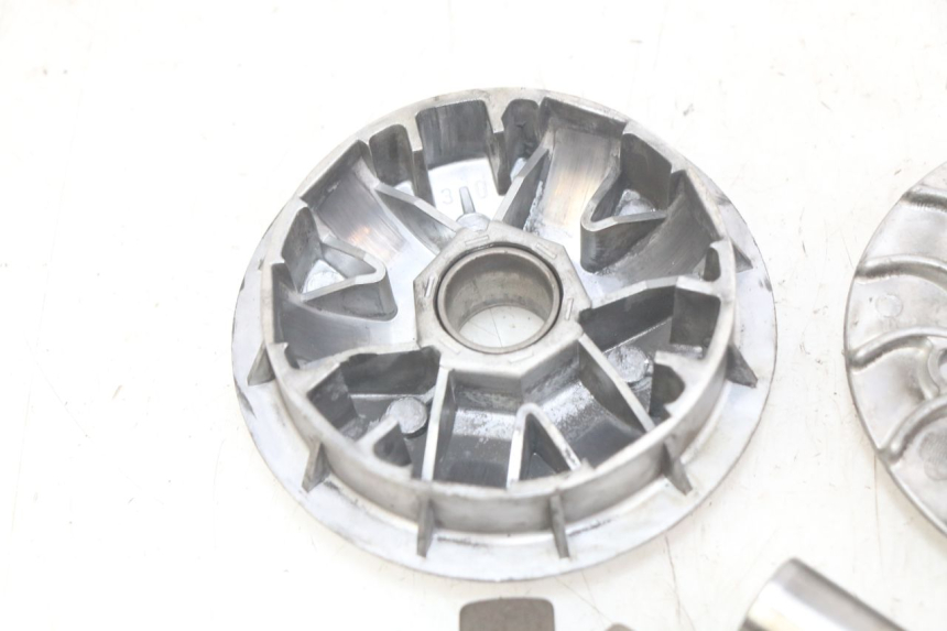 photo de VARIATEUR SYM MIO 50 (2011 - 2017) - Marquages et références