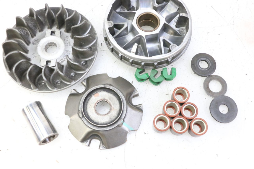 photo de VARIATEUR PIAGGIO MP3 LT 300 (2010 - 2016) - État de surface