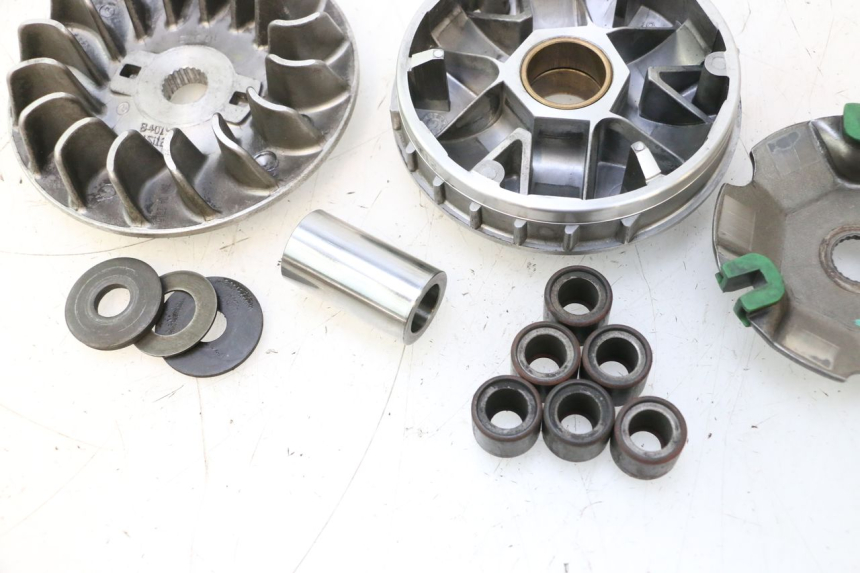 photo de VARIATEUR PIAGGIO MP3 LT 300 (2010 - 2016) - Détails caractéristiques