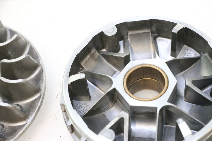 photo de VARIATEUR PIAGGIO MP3 LT 300 (2010 - 2016) - Vue rapprochée