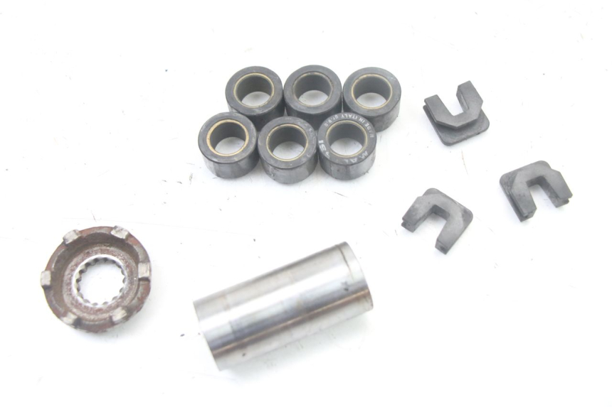 photo de VARIATEUR MBK MW TRYPTIK 125 (2014 - 2016) - Gros plan technique