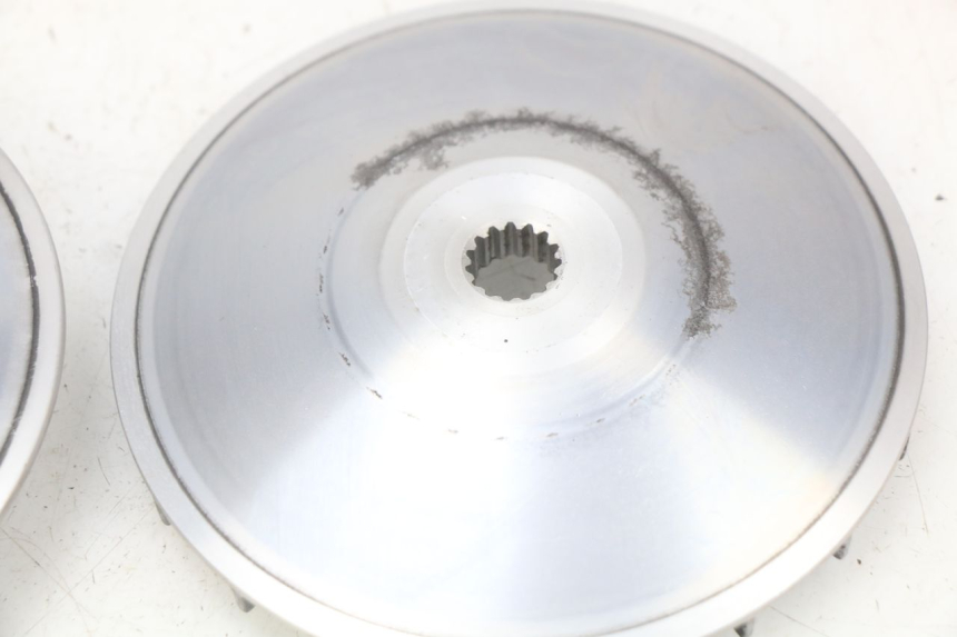 photo de VARIATEUR YAMAHA N-MAX NMAX 125 (2017 - 2020) - Gros plan technique