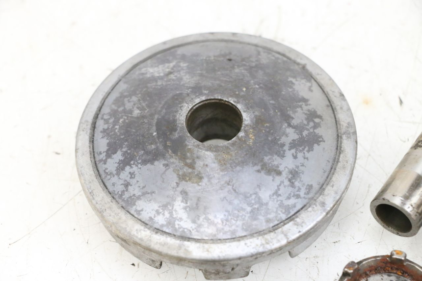 photo de VARIATEUR YAMAHA NEO'S NEOS 2T 50 (1998 - 2007) - Points de fixation