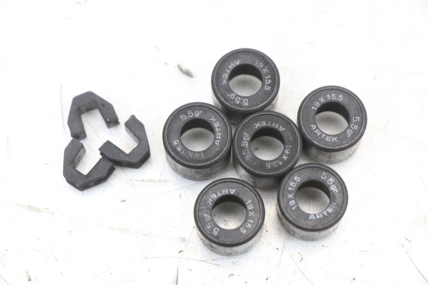 photo de VARIATEUR PIAGGIO NEW TYPHOON 50 (2018 - 2021) - Gros plan technique