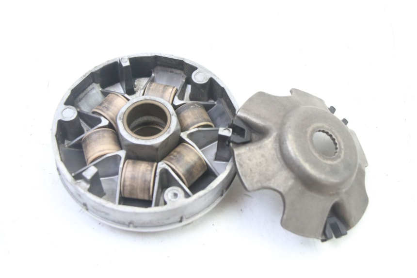 photo de VARIATEUR PIAGGIO NEW TYPHOON 50 (2018 - 2021) - Gros plan technique