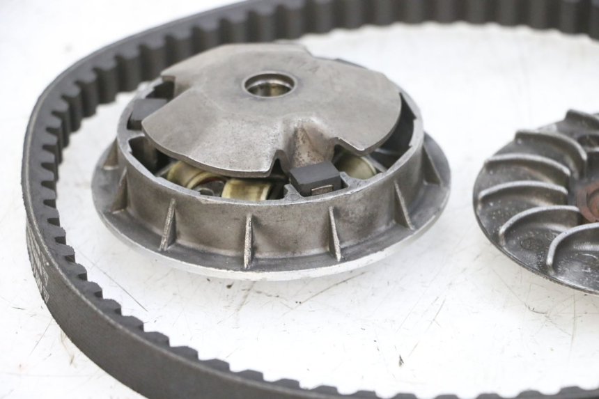 photo de VARIATEUR SYM ORBIT III 3 4T 50 (2021 - 2025) - Autre angle de vue