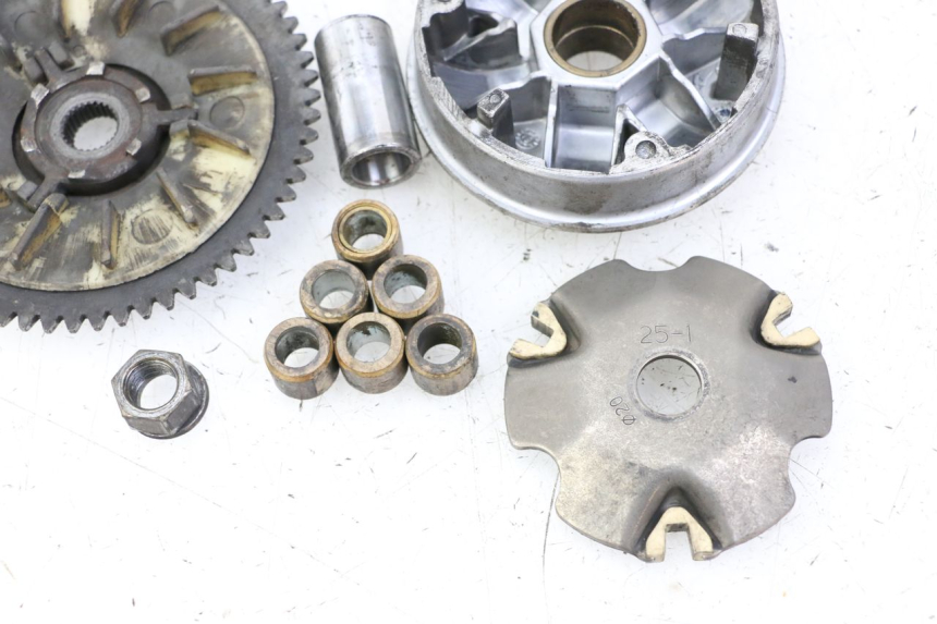 photo de VARIATEUR PEUGEOT KISBEE 4T 50 (2010 - 2017) - État de surface