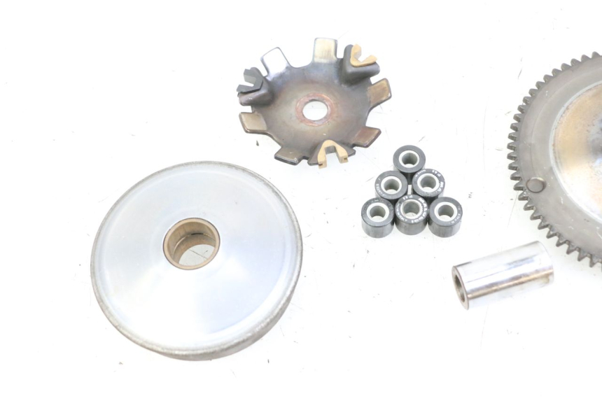 photo de VARIATEUR PEUGEOT TKR TREKKER FURIOUS 50 (2005 - 2014) - Autre angle de vue