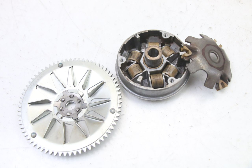 photo de VARIATEUR PEUGEOT TREKKER TKR 50 (2005 - 2014) - Autre angle de vue