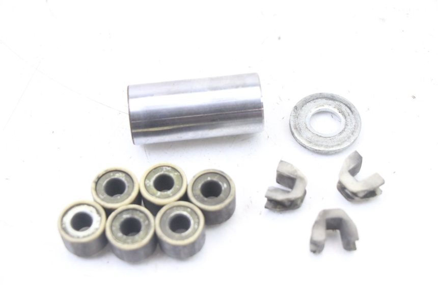 photo de VARIATEUR PEUGEOT VIVACITY 125 (2010 - 2017) - Gros plan technique