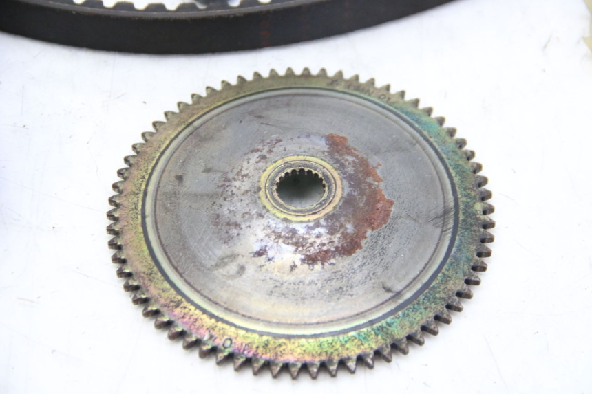 photo de VARIATEUR APRILIA SCARABEO 4T 50 (2009 - 2017) - Gros plan technique