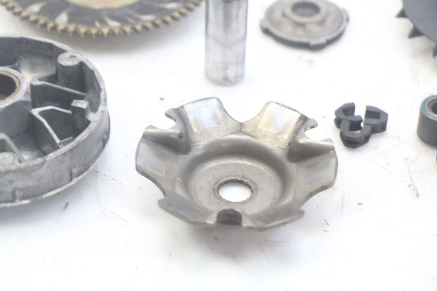 photo de VARIATEUR APRILIA SCARABEO 100 (2003 - 2012) - Zoom état d’usage