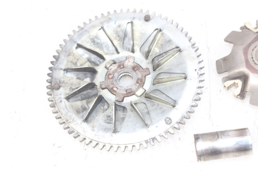 photo de VARIATEUR PEUGEOT TREKKER 50 (1998 - 2004) - Points de fixation