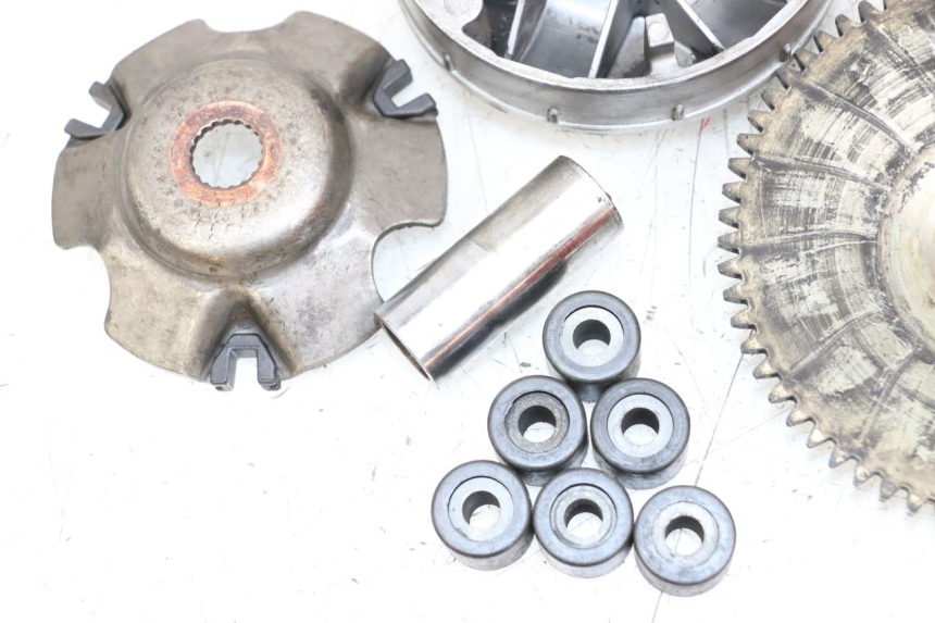 photo de VARIATEUR PIAGGIO TYPHOON 50 (2000 - 2009) - Points de fixation