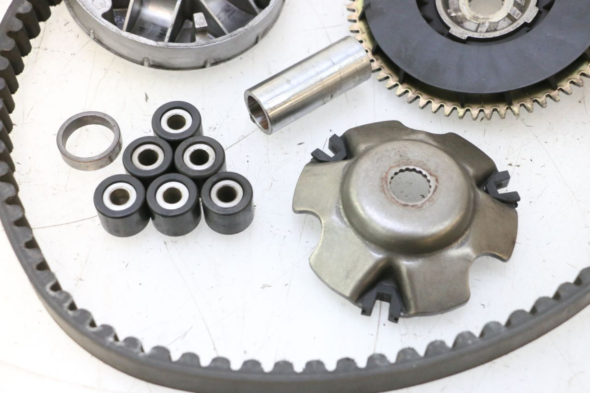 photo de VARIATEUR PIAGGIO TYPHOON 50 (2000 - 2009) - Zoom composants