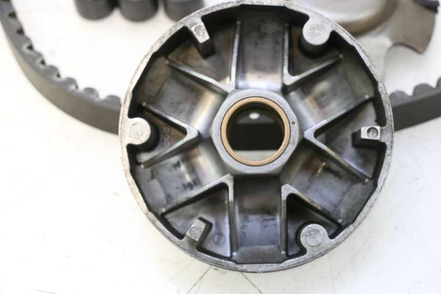 photo de VARIATEUR PIAGGIO TYPHOON 50 (2000 - 2009) - Marquages et références