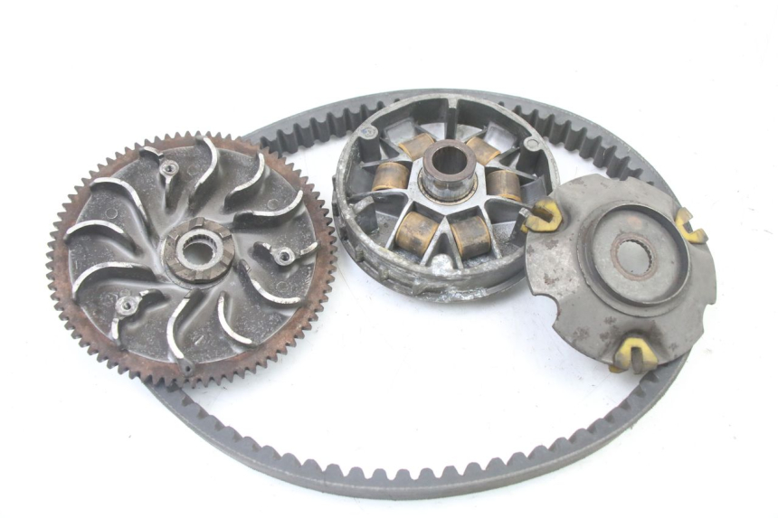 photo de VARIATEUR PIAGGIO VESPA GRANTURISMO 125 (2003 - 2007) - Zoom état d’usage