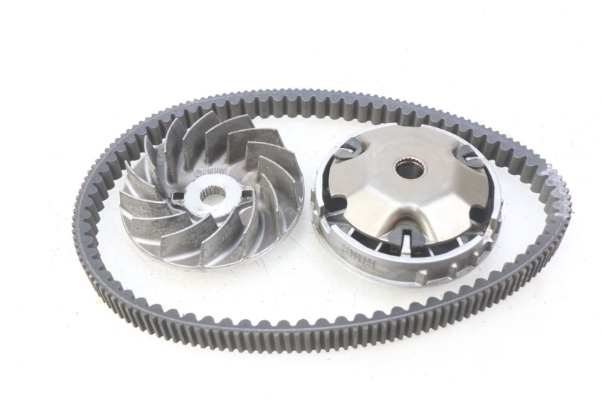 photo de VARIATEUR PIAGGIO VESPA GTS IGET ABS 125 (2017 - 2023) - Zoom état d’usage