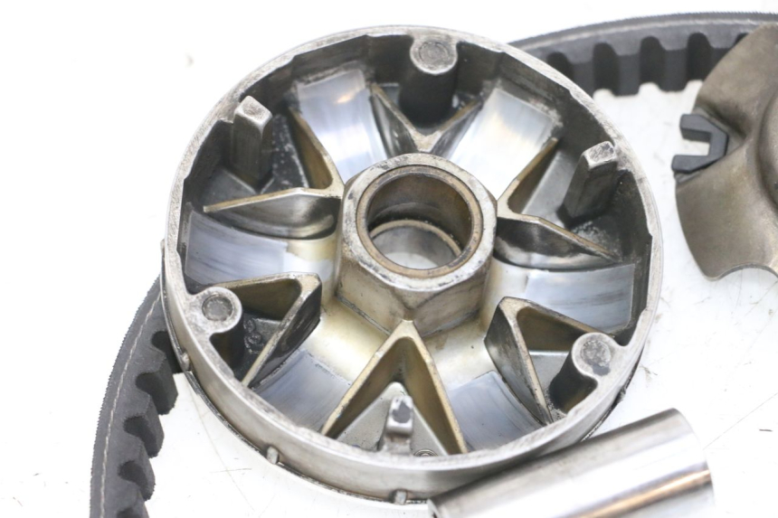 photo de VARIATEUR PIAGGIO VESPA S 2T 50 (2007 - 2014) - Détails caractéristiques