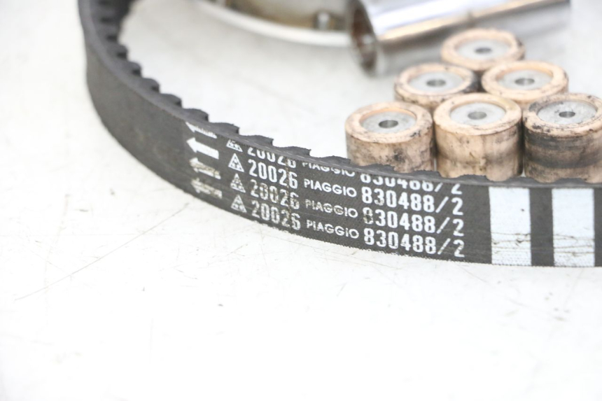 photo de VARIATEUR PIAGGIO VESPA S 2T 50 (2007 - 2014) - État de surface