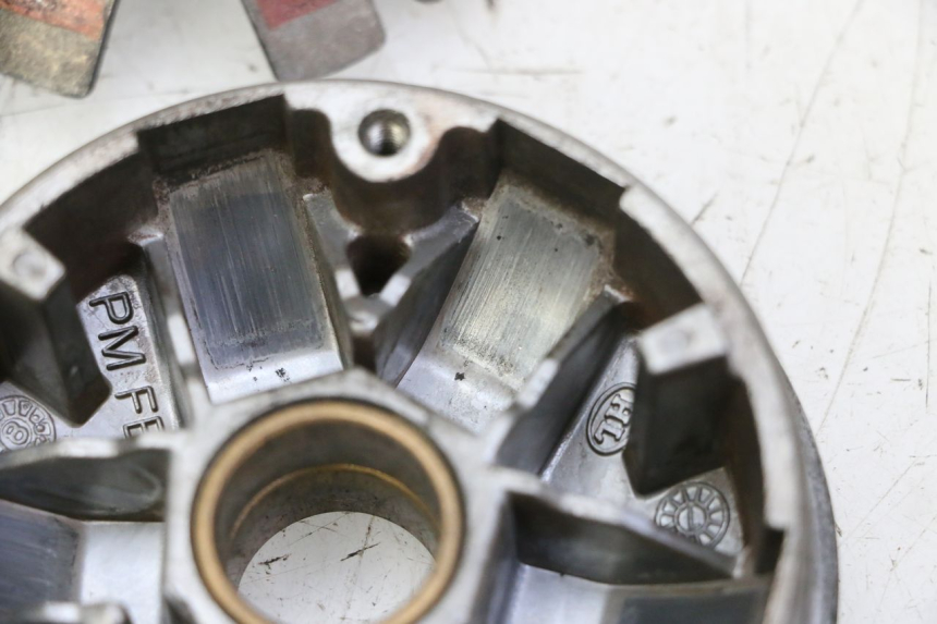 photo de VARIATEUR PEUGEOT VIVACITY NEW 2T 50 (2008 - 2017) - Points de fixation