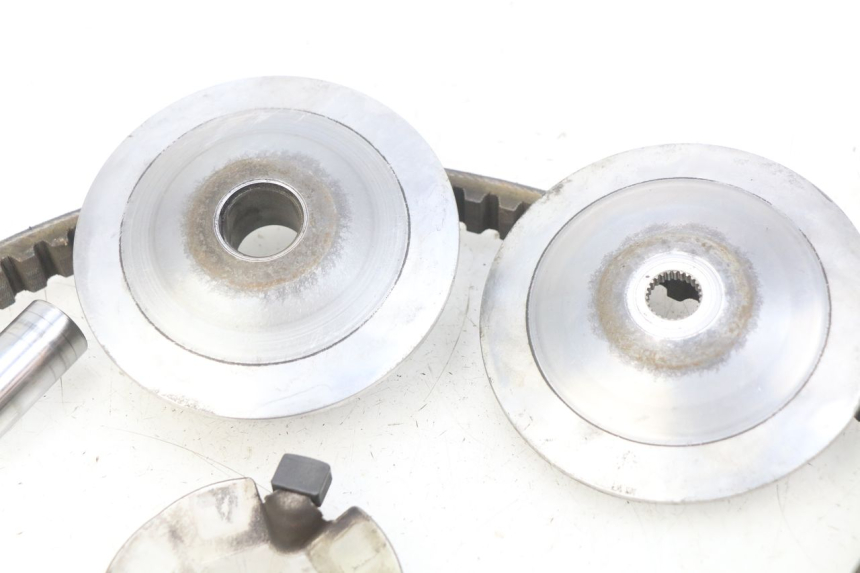 photo de VARIATEUR PEUGEOT VIVACITY NEW 4T 50 (2008 - 2017) - Autre angle de vue