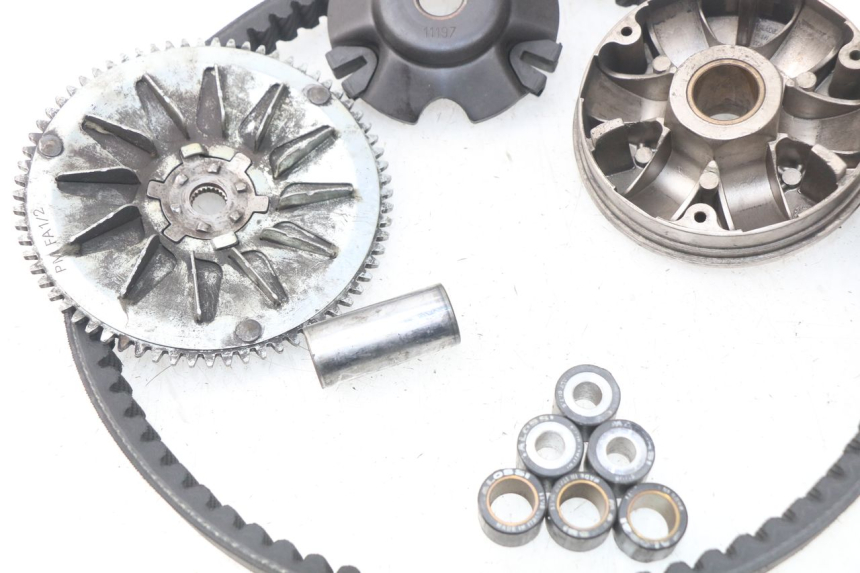 photo de VARIATEUR PEUGEOT VIVACITY 100 (1999 - 2008) - État de surface