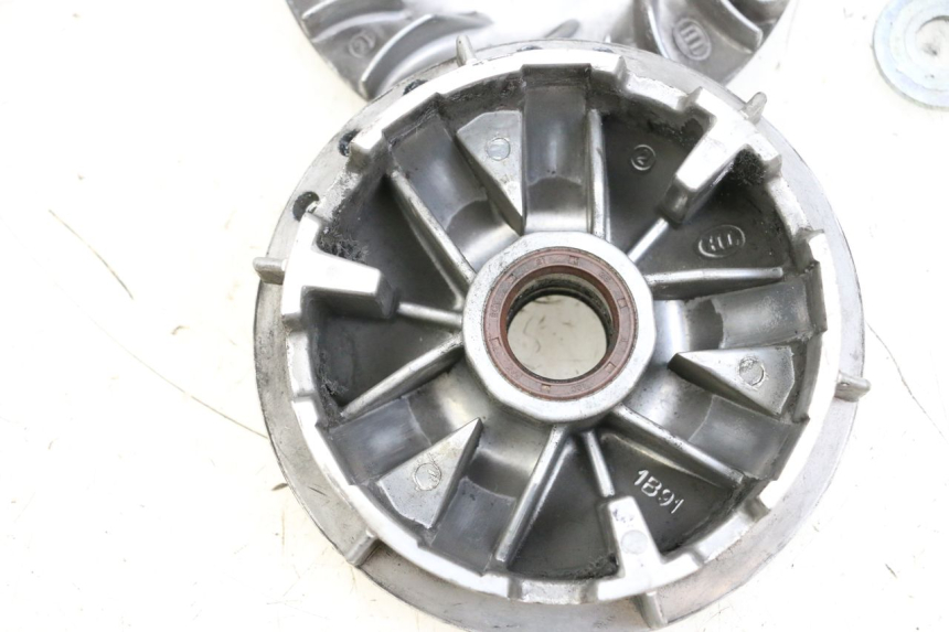 photo de VARIATEUR YAMAHA XMAX X-MAX ABS 125 (2017 - 2020) - Pièce contrôlée