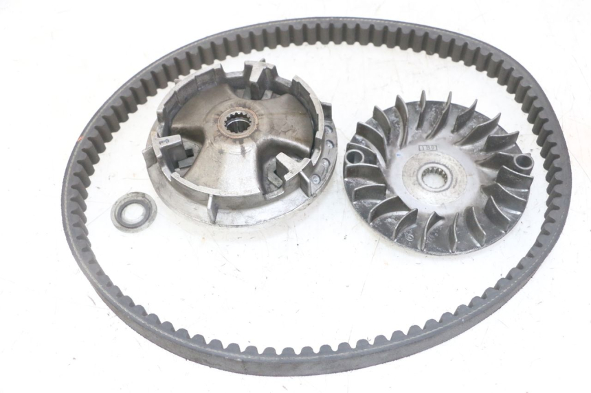 photo de VARIATEUR YAMAHA XMAX X-MAX 125 (2006 - 2009) - Détail de la pièce