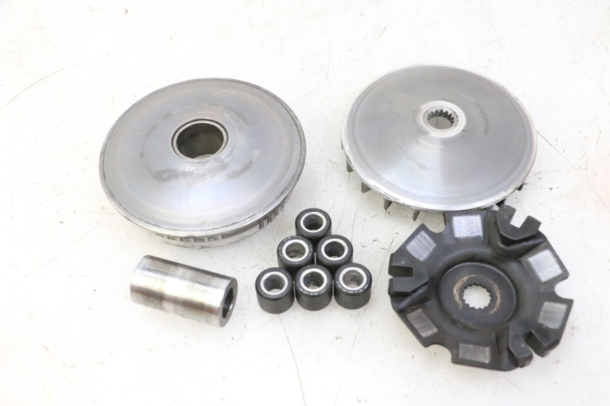 photo de VARIATEUR YAMAHA X-MAX XMAX 125 (2010 - 2013) - Autre angle de vue