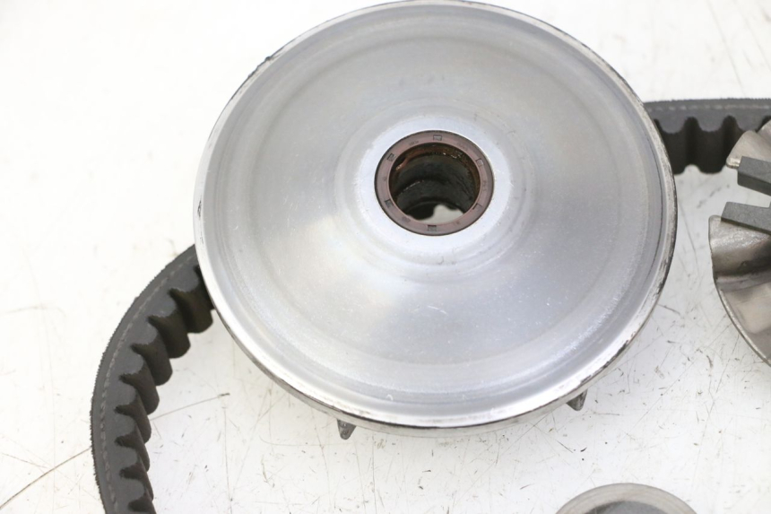 photo de VARIATEUR YAMAHA X-MAX XMAX 125 (2010 - 2013) - Points de fixation