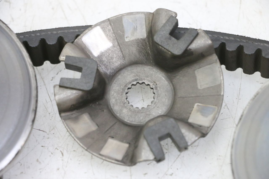 photo de VARIATEUR YAMAHA X-MAX XMAX 125 (2010 - 2013) - État de surface