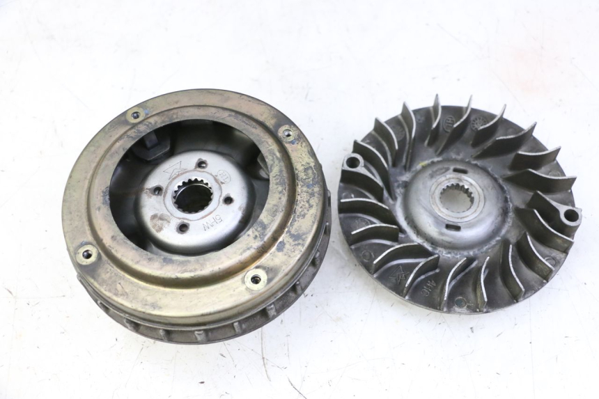 photo de VARIATEUR YAMAHA X-MAX XMAX 250 (2006 - 2009) - Détail de la pièce