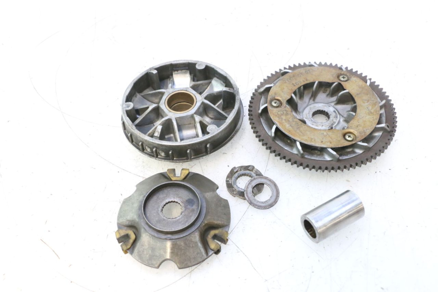 photo de VARIATEUR PIAGGIO X8 STREET 125 (2006 - 2007) - Points de fixation