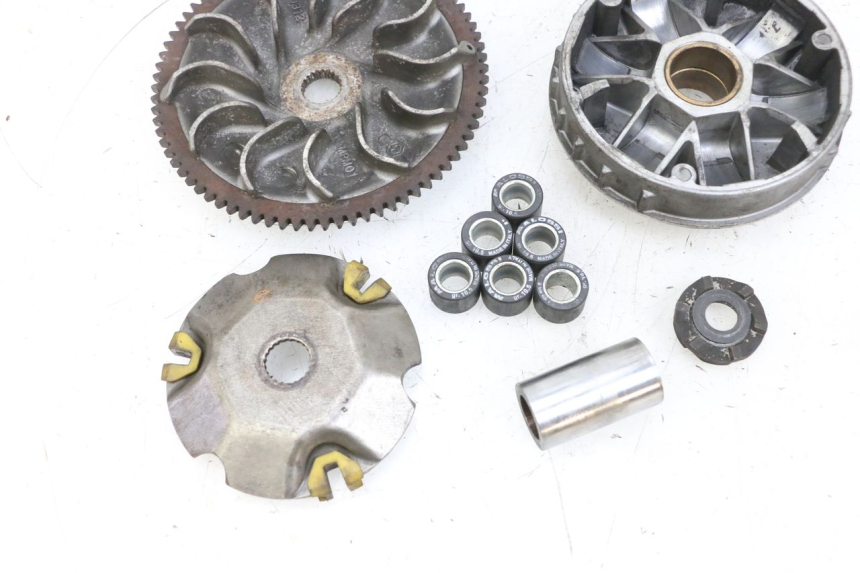 photo de VARIATEUR PIAGGIO X8 125 (2004 - 2007) - État de surface