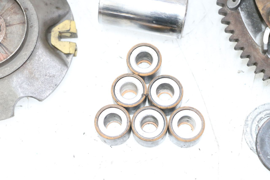 photo de VARIATEUR PIAGGIO XEVO - X EVO 125 (2007 - 2017) - Détails caractéristiques