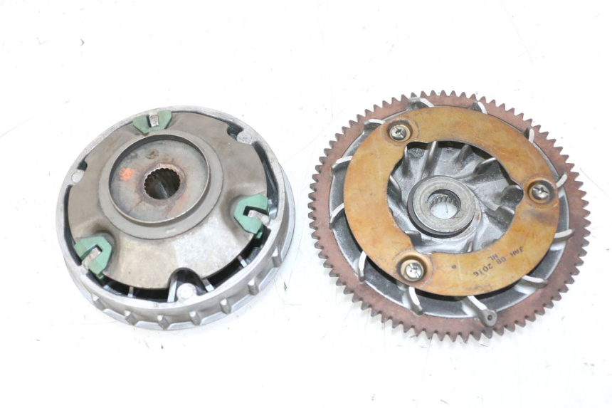 photo de VARIATEUR PIAGGIO XEVO - X EVO 125 (2007 - 2017) - Détail de la pièce