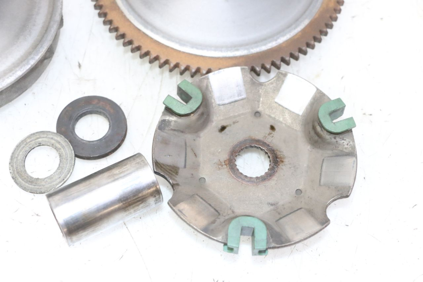 photo de VARIATEUR PIAGGIO XEVO - X EVO 125 (2007 - 2017) - Gros plan technique