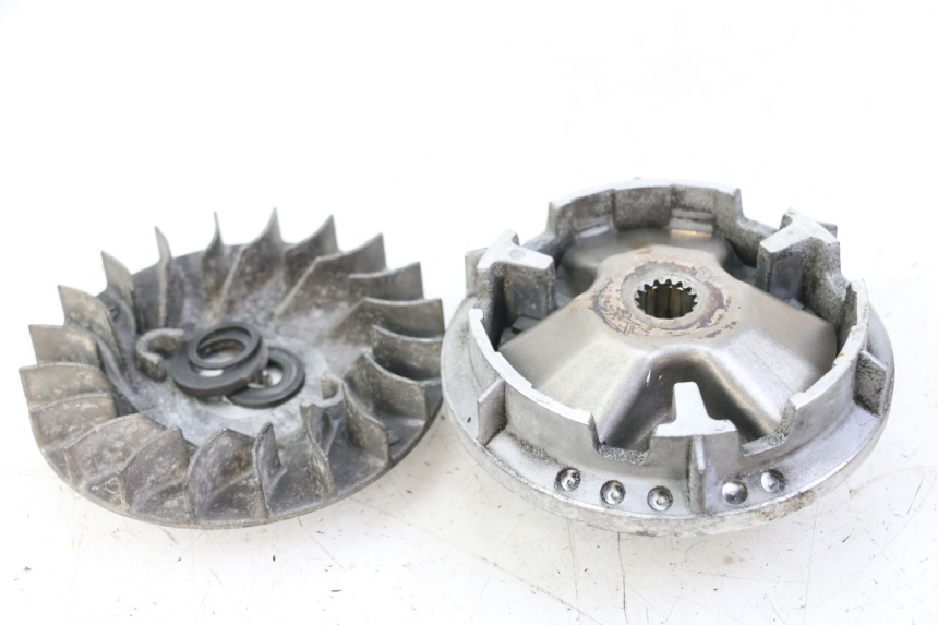 photo de VARIATEUR YAMAHA YP MAJESTY 125 (2007 - 2010) - Détail de la pièce