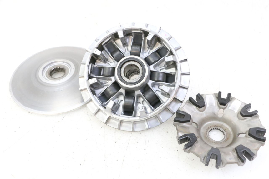 photo de VARIATEUR YAMAHA YP T-MAX TMAX 530 (2017 - 2020) - Autre angle de vue