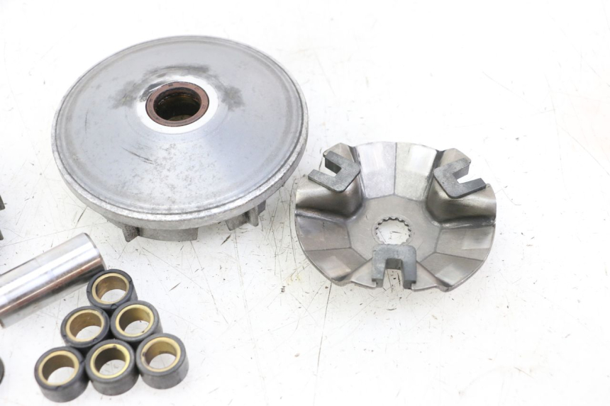 photo de VARIATEUR YAMAHA YP MAJESTY 125 (2007 - 2010) - Autre angle de vue
