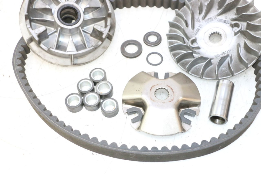 photo de VARIATEUR YAMAHA YP MAJESTY 125 (2002 - 2006) - Zoom composants