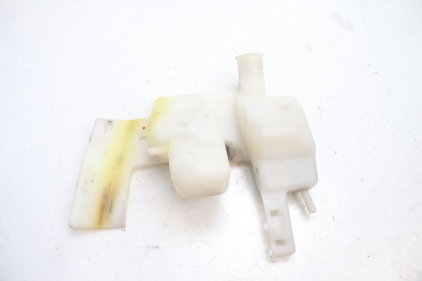photo de VASE EXPANSION HONDA CB F HORNET 600 (2005 - 2006) - Gros plan technique